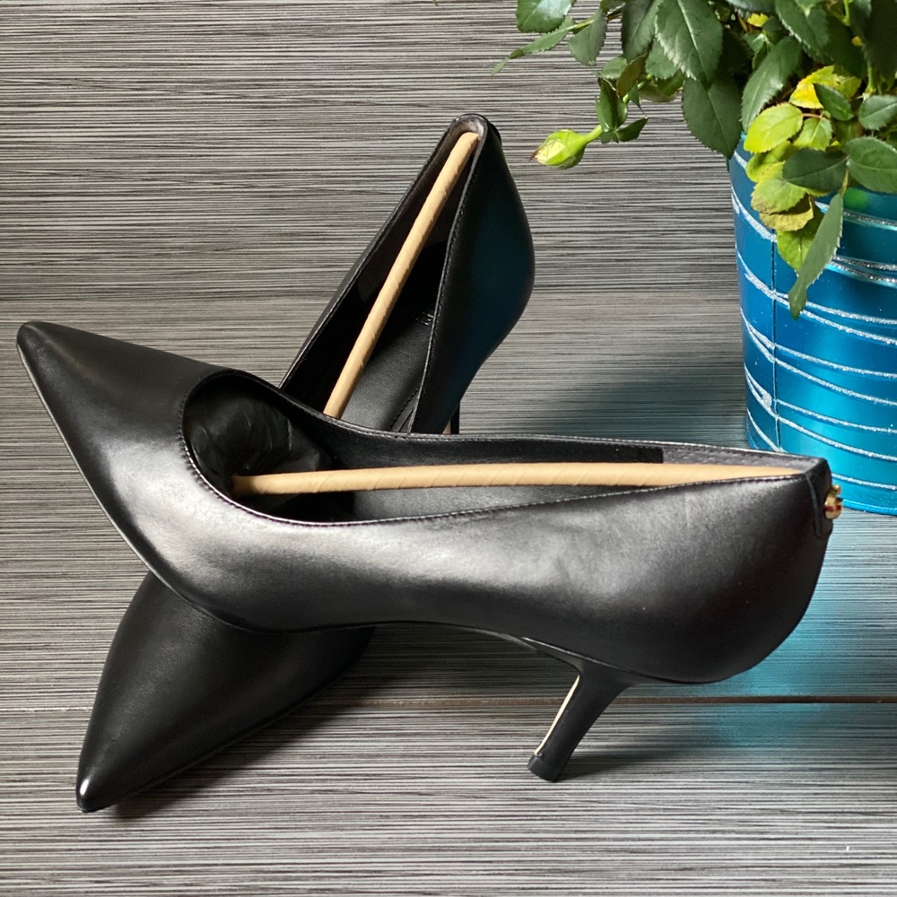 ☀️$$GUESS SALE$$☀️price as shown